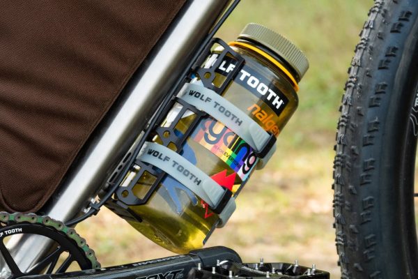 Wolf Tooth Components Morse Cargo Cage - Gold Supply - Image 3